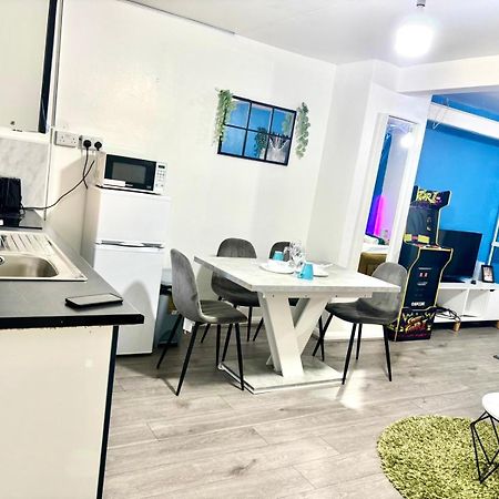 New Deluxe Studio Apt-2 Londra Esterno foto